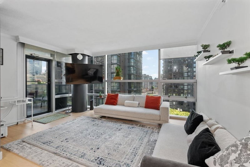 70X - 1050 Burrard Street