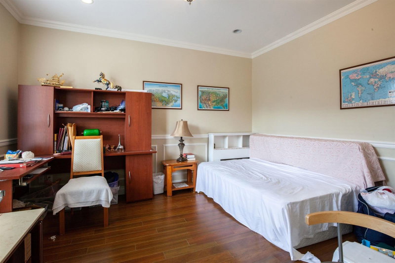 9380 No 3 Road