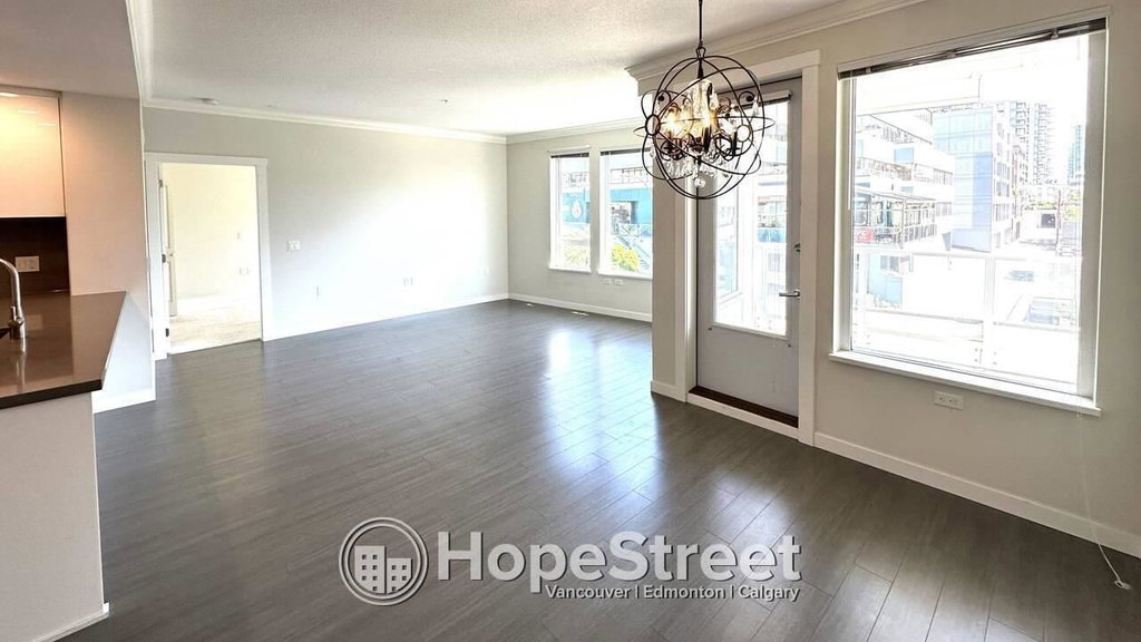 222 - 255 1 West Street 5