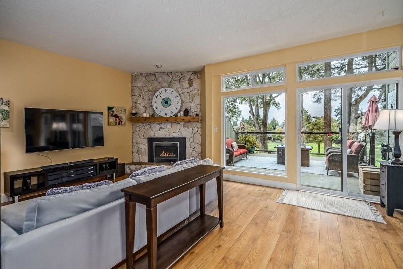 1140 Fairway Views Wynd