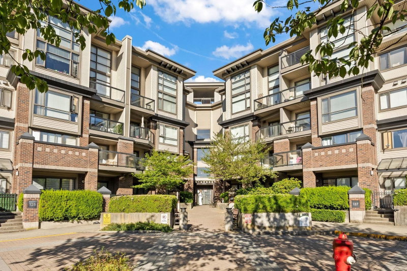 432 - 10838 City Pkwy Drive