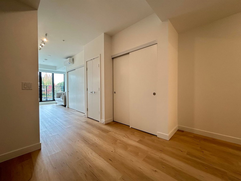 202 - 2446 Shaughnessy Street 5