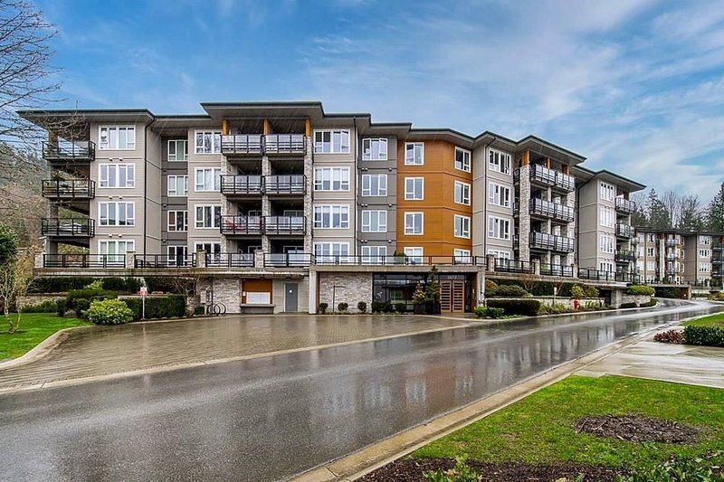 102 - 3873 Cates Landing Way