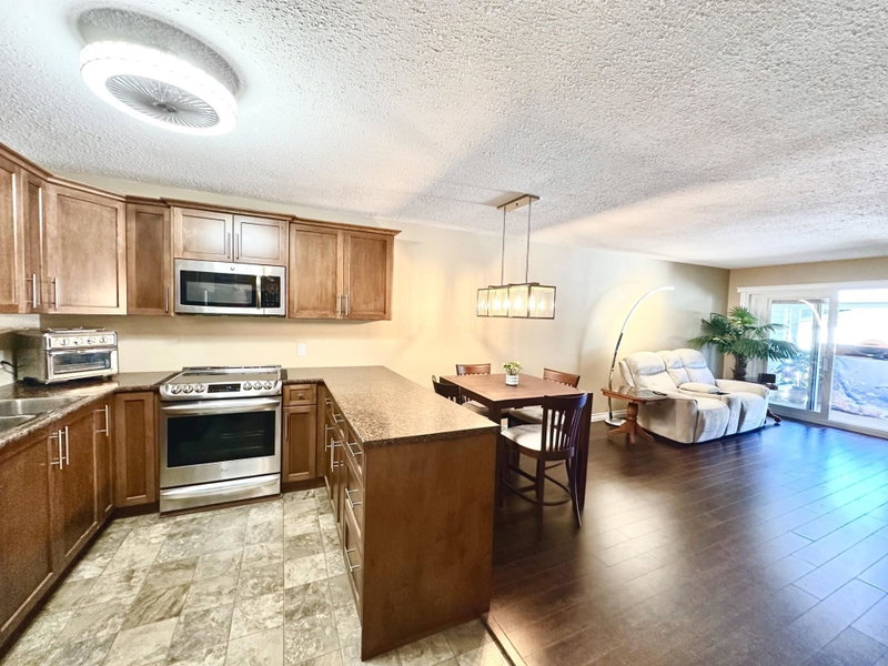 303 - 33464 George Ferguson Way