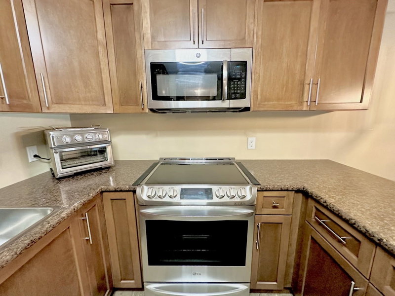 303 - 33464 George Ferguson Way