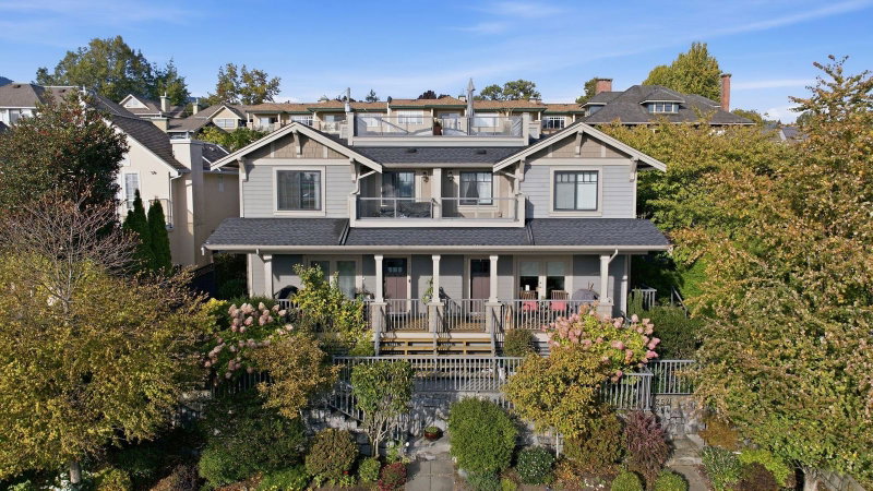 248 6th Street E