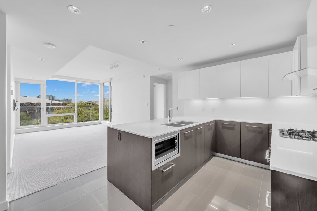 5xx - 6611 Pearson Way 3