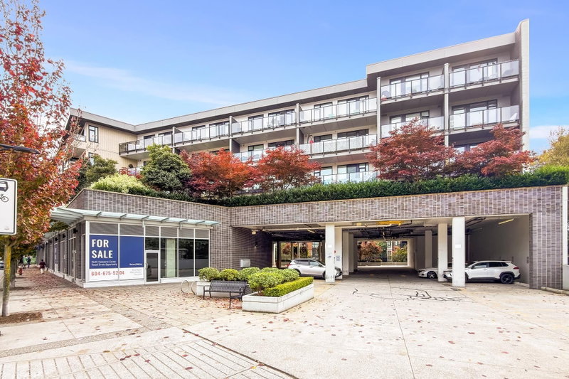 209 - 725 Marine Drive