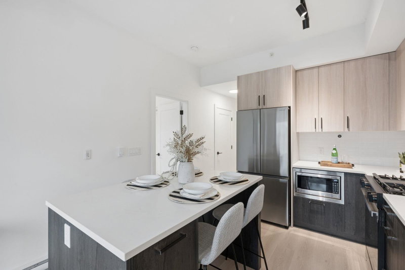 106 - 1100 Clarke Road