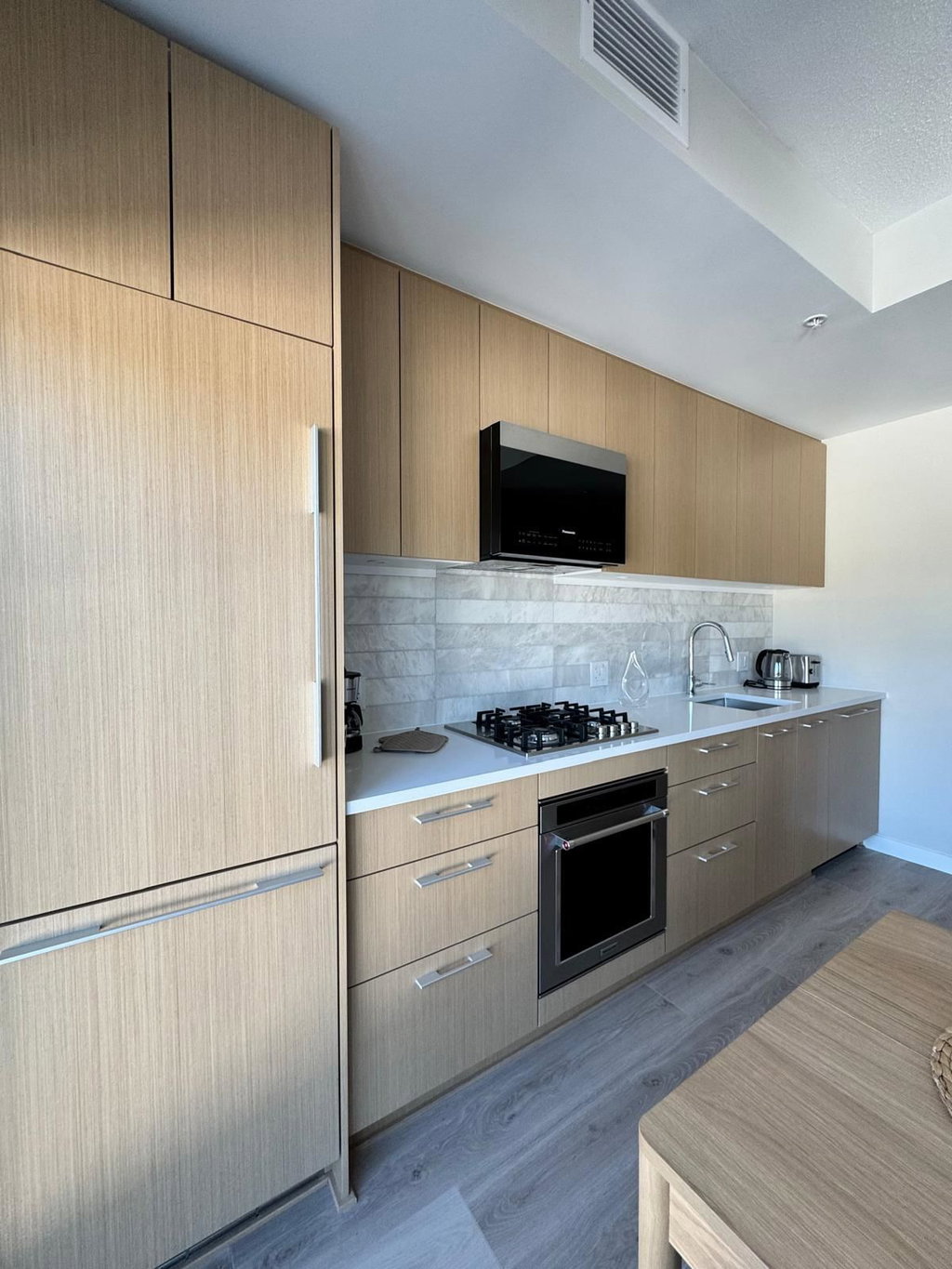 410 - 110 17th Street E 5