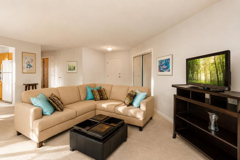 406 - 33065 Mill Lake Road