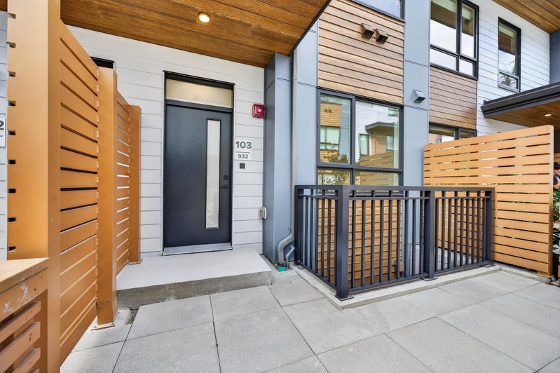 103 - 932 Lytton Street