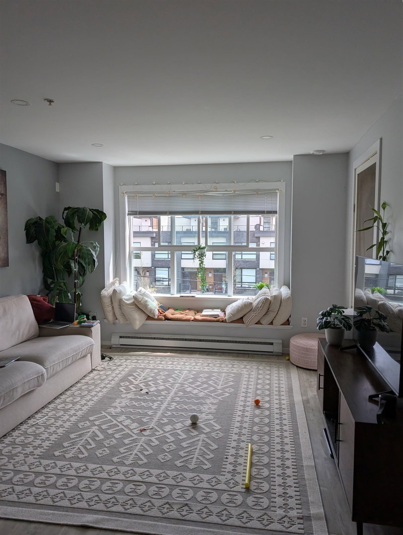 309 - 5889 Irmin Street