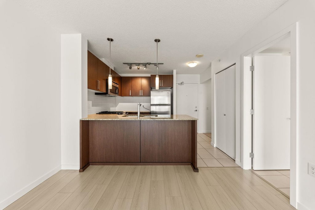 601 - 9868 Cameron Street 2