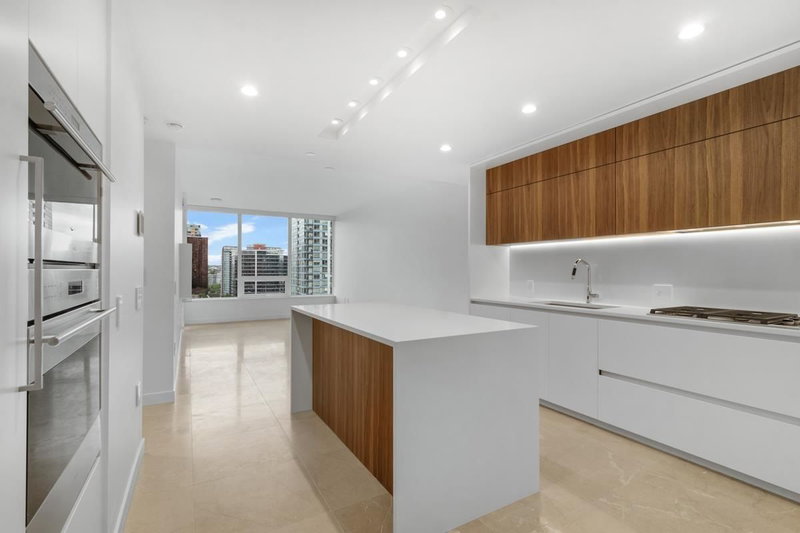 1103 - 885 Cambie Street