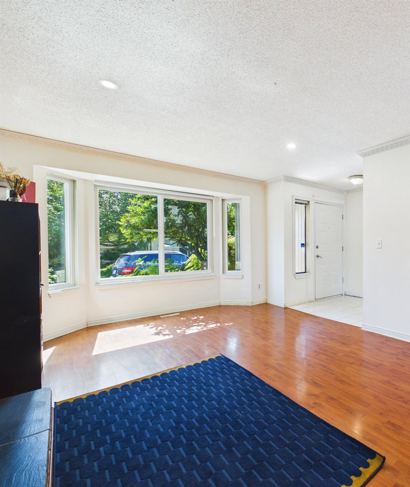 1961 Flynn Crescent