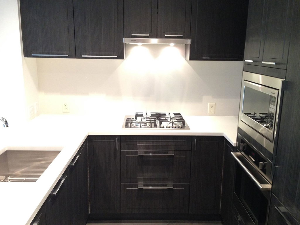 601 - 6677 Cambie Street 5