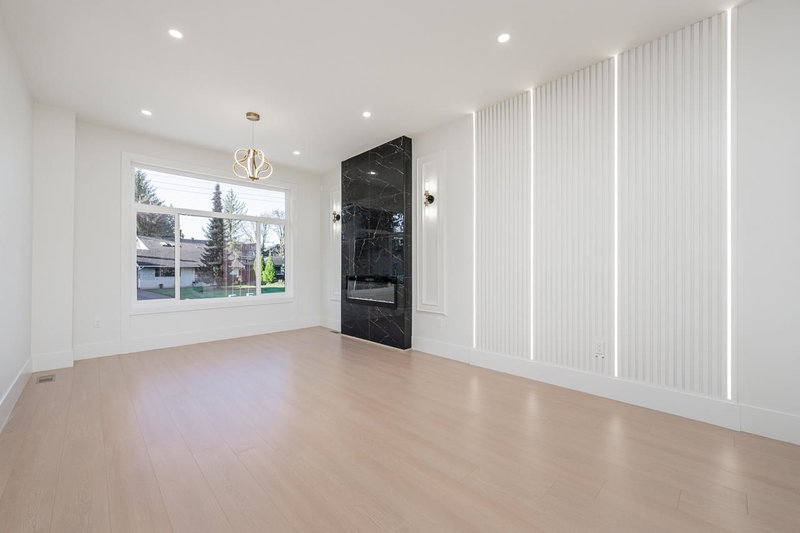101 - 14259 Park Drive