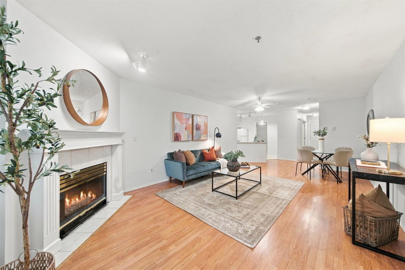 207 - 5955 177b Street