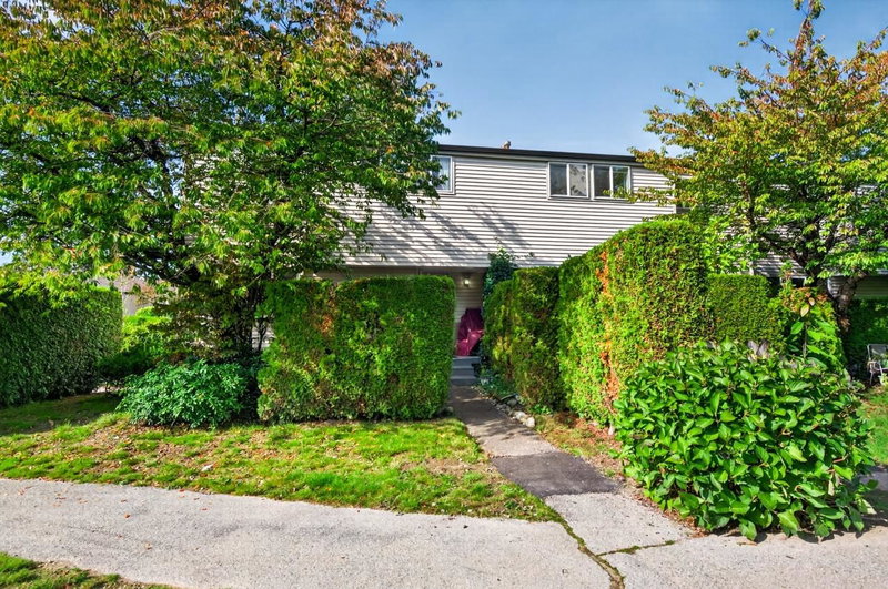 52 - 3425 49th Avenue E