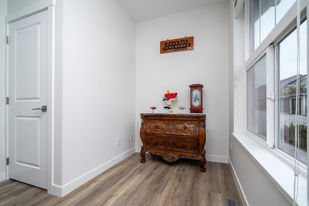 42 - 8372 202b Street 3