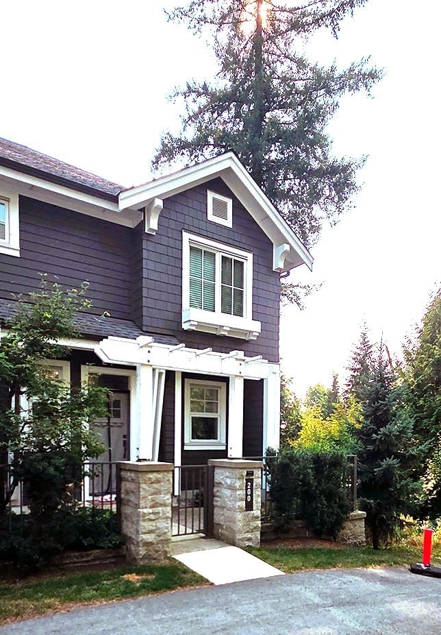 200 - 1290 Mitchell Street