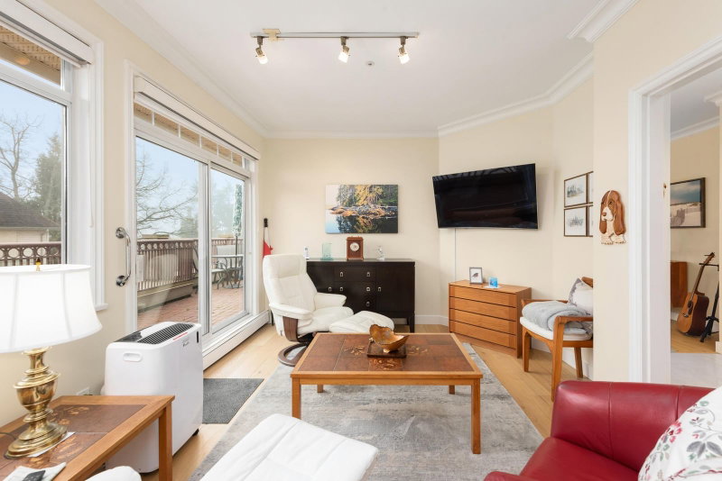 402 - 1300 Hunter Road