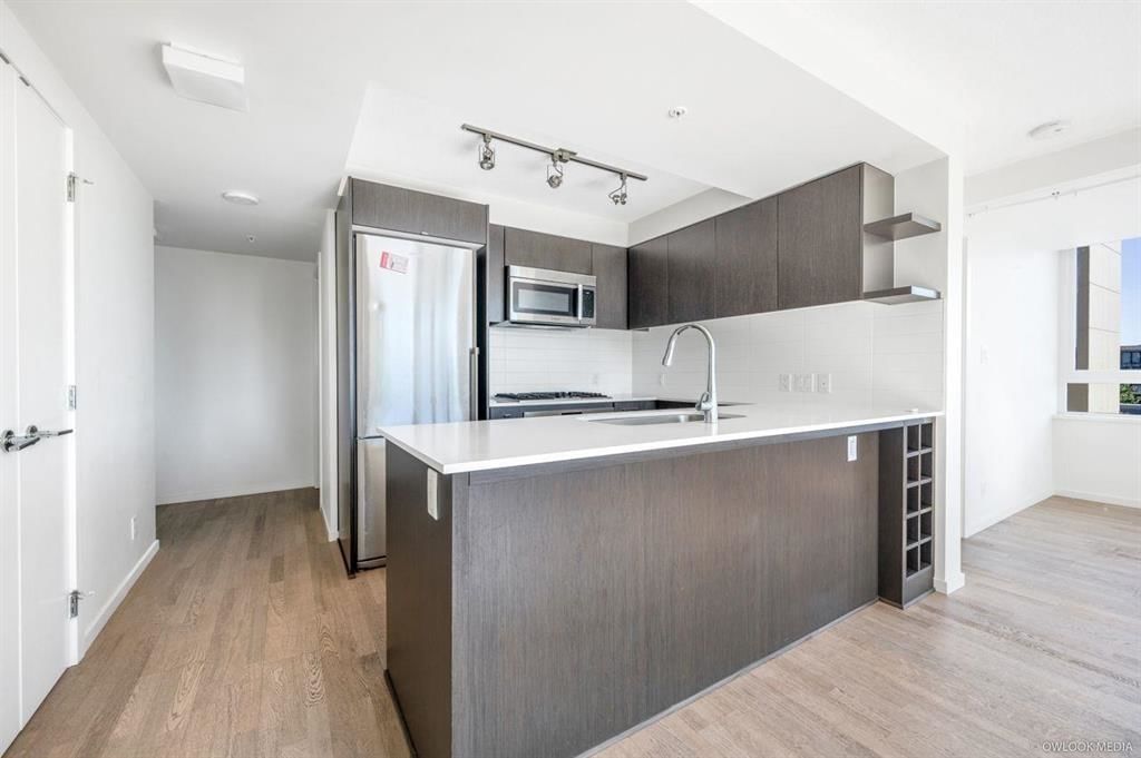 808 - 7733 Firbridge Way 5
