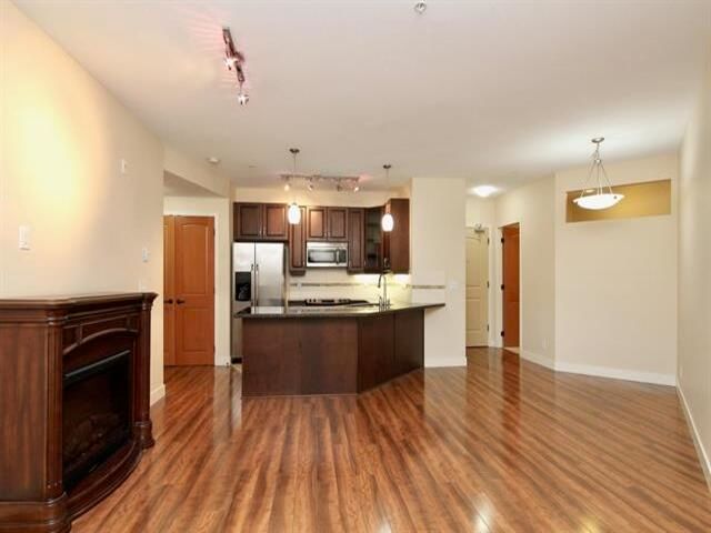 217 - 11935 Burnett Street 2