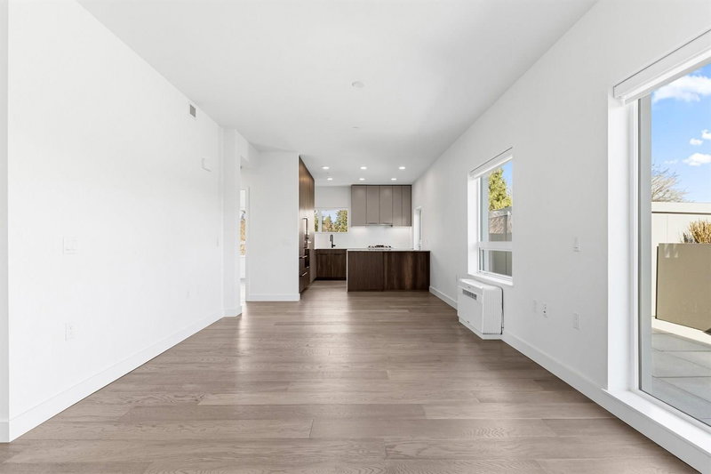 302 - 3590 39th Avenue W