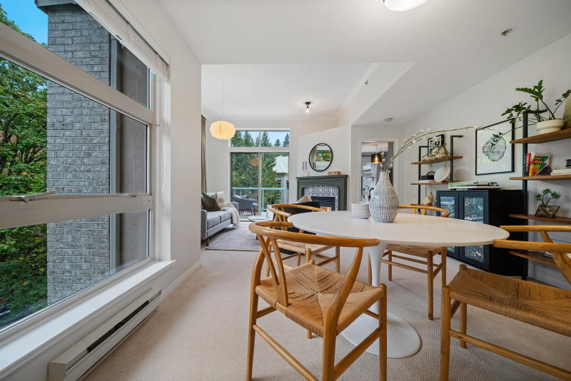 409 - 301 Maude Road