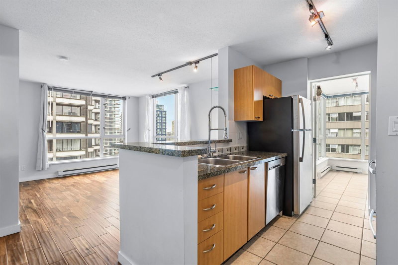 1506 - 1420 Georgia Street W