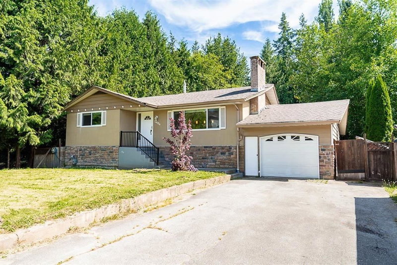 24084 102 Avenue