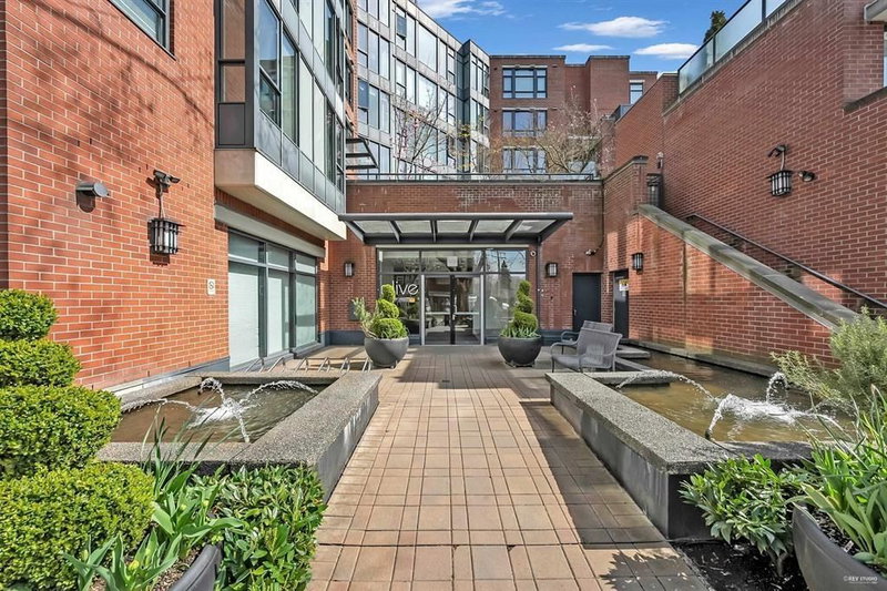 403 - 3228 Tupper Street