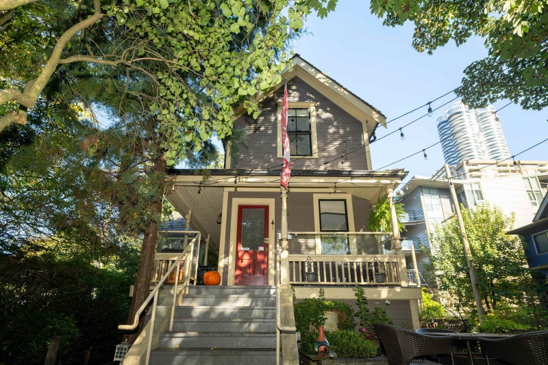 1117 Pendrell Street