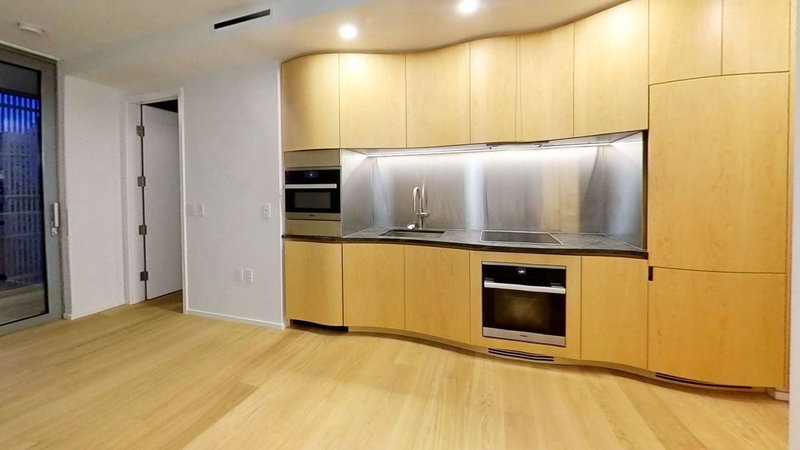 9xx - 1568 Alberni Street