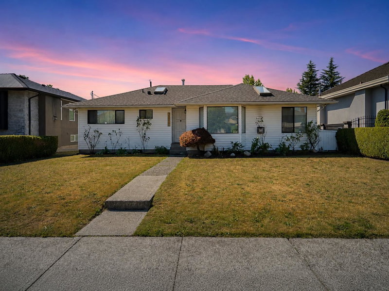 6546 Dunnedin Street