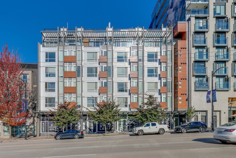 403 - 233 Kingsway