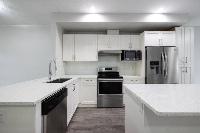 27 - 14660 105a Avenue