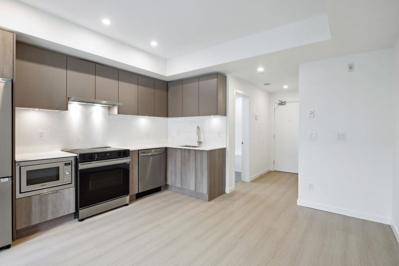 401 - 10829 140 Street