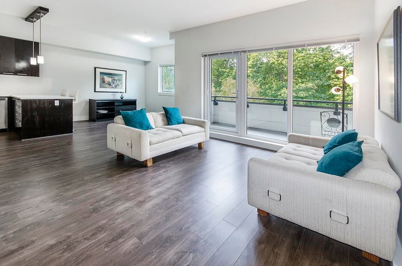 401 - 2362 Whyte Avenue