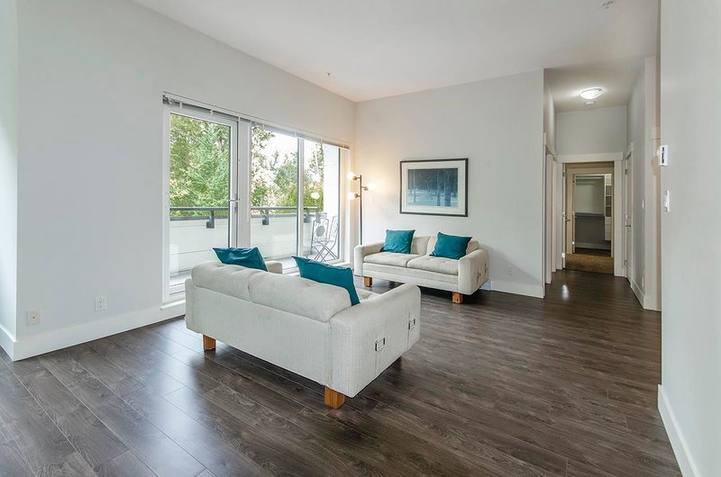 401 - 2362 Whyte Avenue