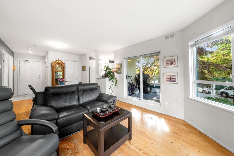 115 - 128 8th Street W