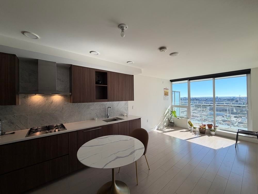 19F - 433 Sw Marine Drive