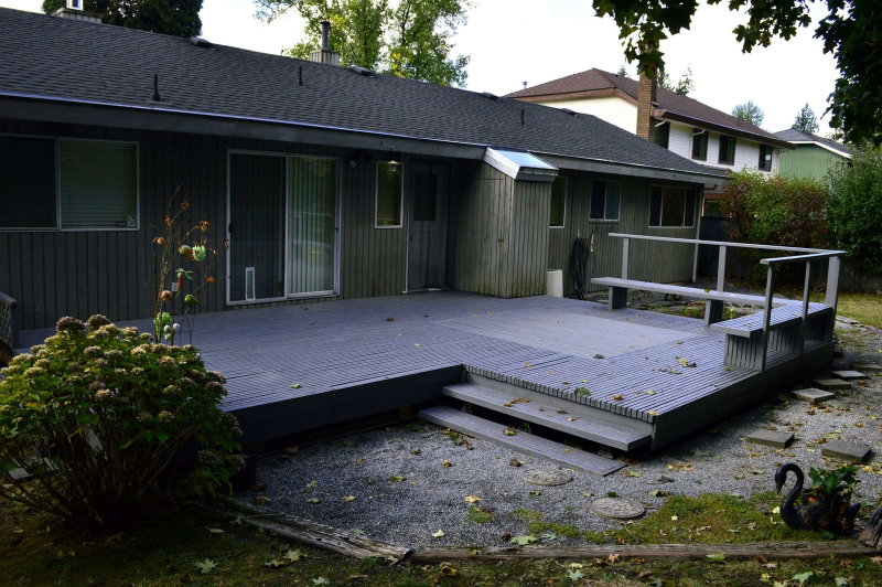 10430 Fraserglen Drive