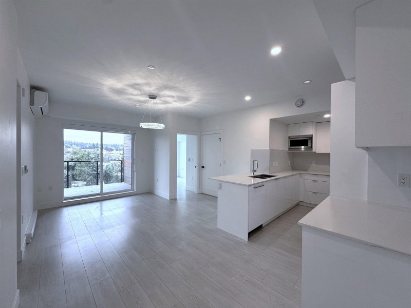 602 - 5399 Joyce Street