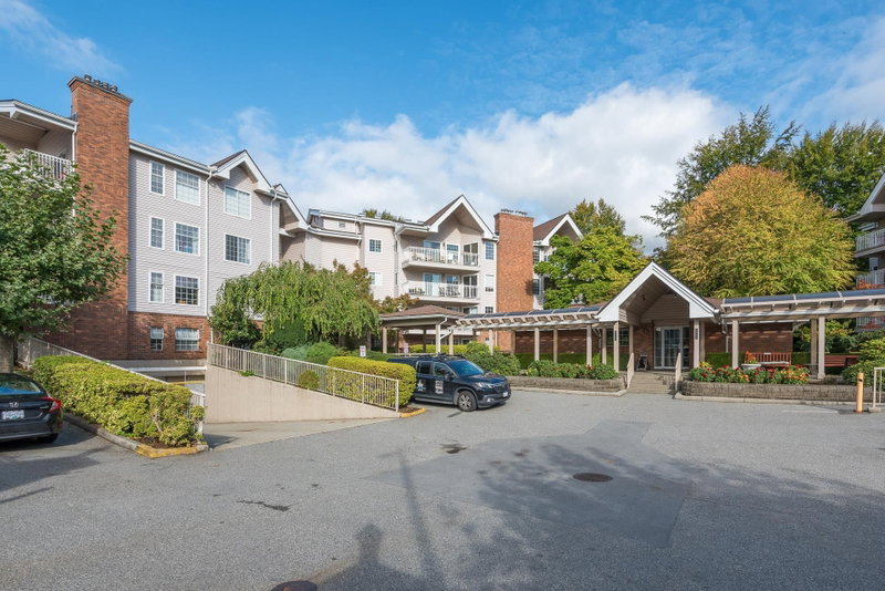 303 - 2963 Burlington Drive