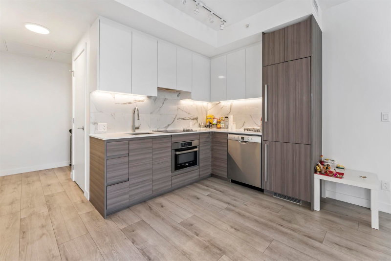 1510 - 10626 City Parkway