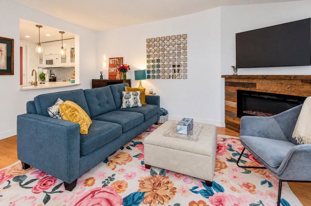 212 - 1082 8th Avenue W 5