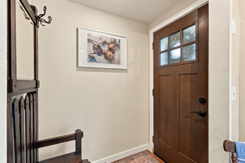 5734 Pebble Crescent